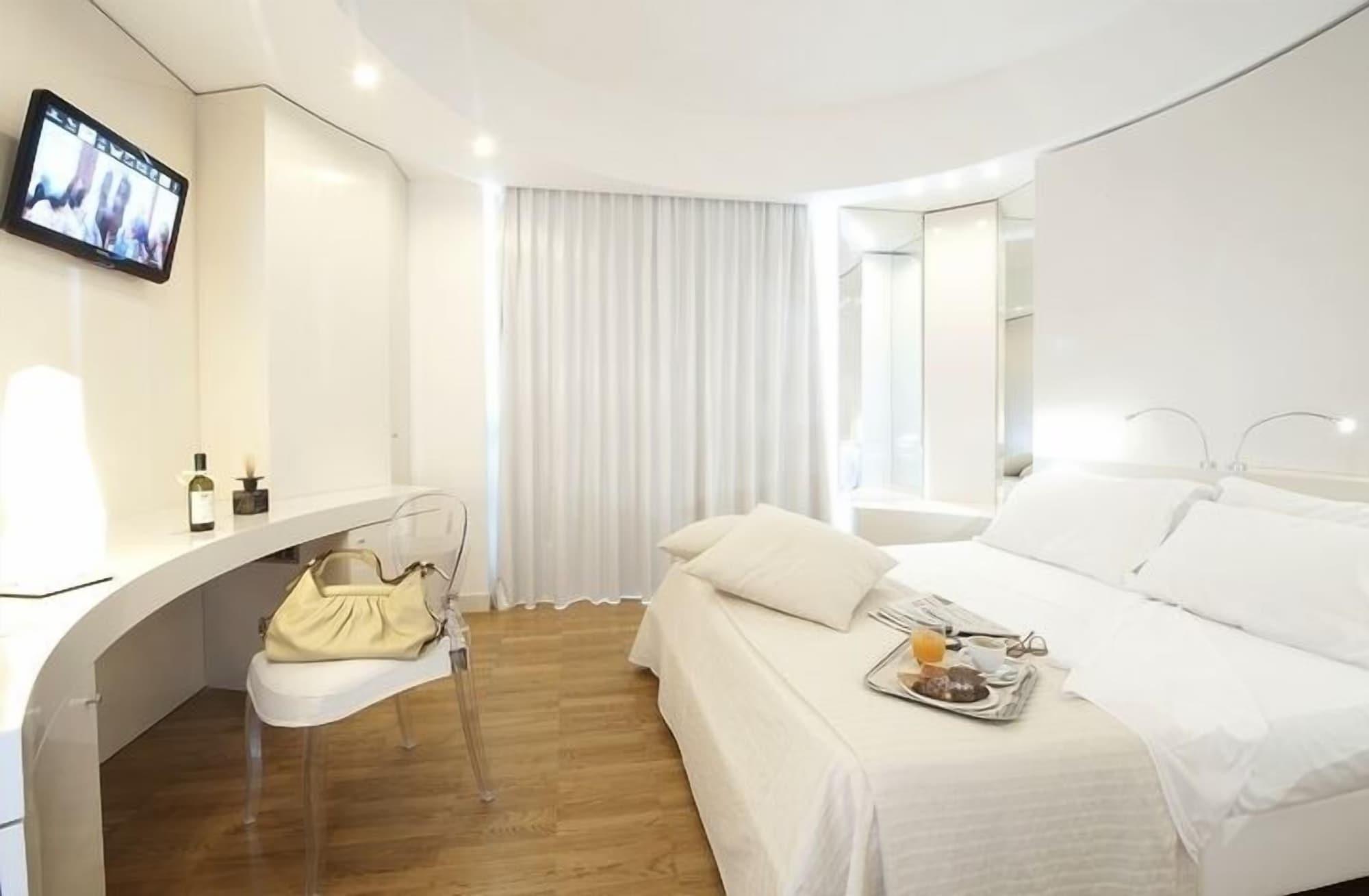 Hotel Excelsior 바스토 외부 사진